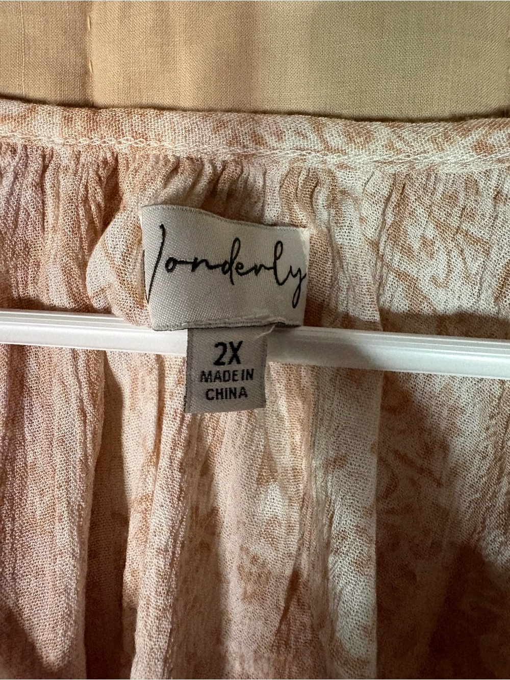 Ladies Blouse - Picture 2 of 4